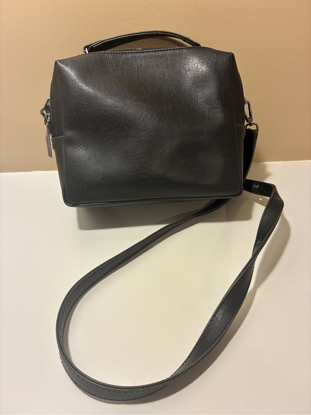 Matt & Nat ARC Vegan Crossbody Bag – Arbor | Vegan Leather